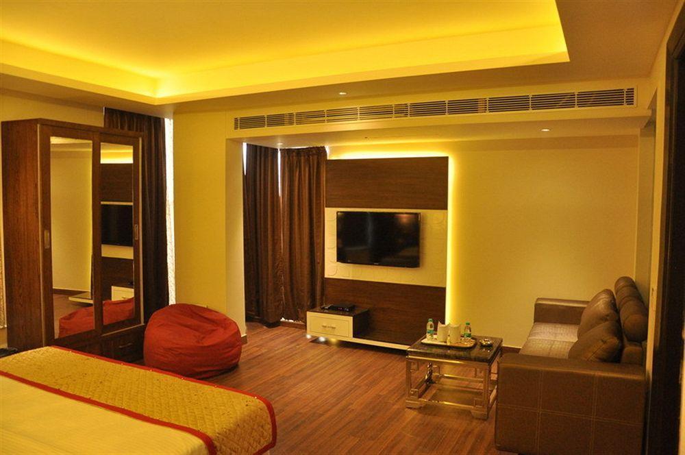 Hotel Uppal International, Near New Delhi Railway Station Εξωτερικό φωτογραφία